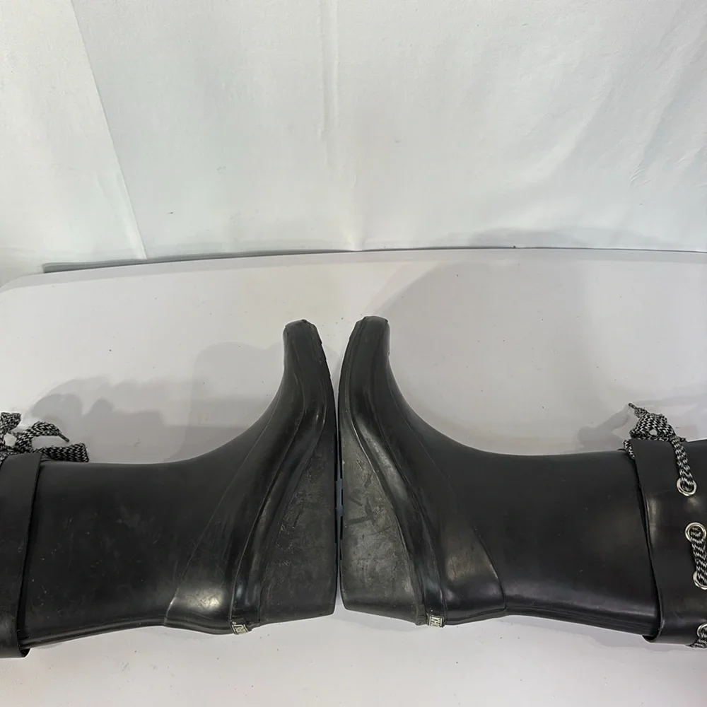 🫒 Khombu black wedge heel calf height rain boots